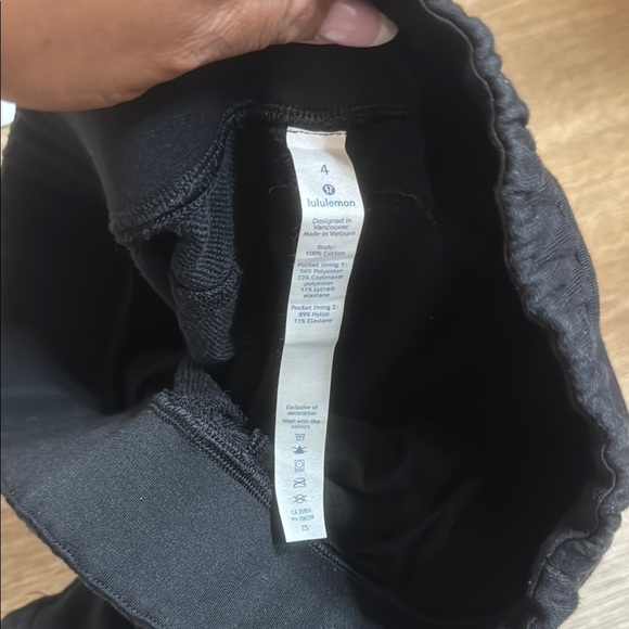 Lululemon Athletica Black Joggers for Effortless Style - Picture 4 of 4
